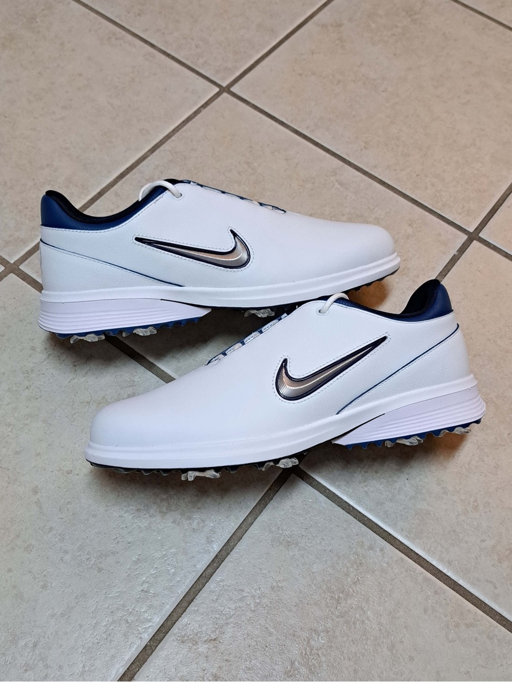 Nike Victory Tour 4 Golf Shoe (FZ4155-103) - Men's size 9.5